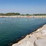 Pioppi Lido Altanea شقة