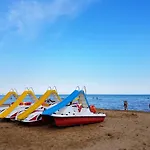 Pioppi Lido Altanea * كاوْرلي