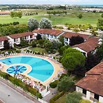 Pioppi Lido Altanea كاوْرلي