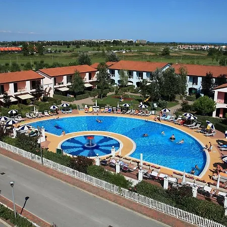 Pioppi Lido Altanea 公寓 卡奥莱