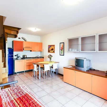 Pioppi Lido Altanea Apartment