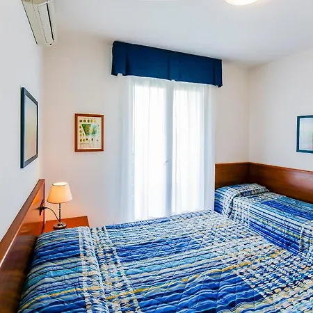 Pioppi Lido Altanea Apartman Caorle